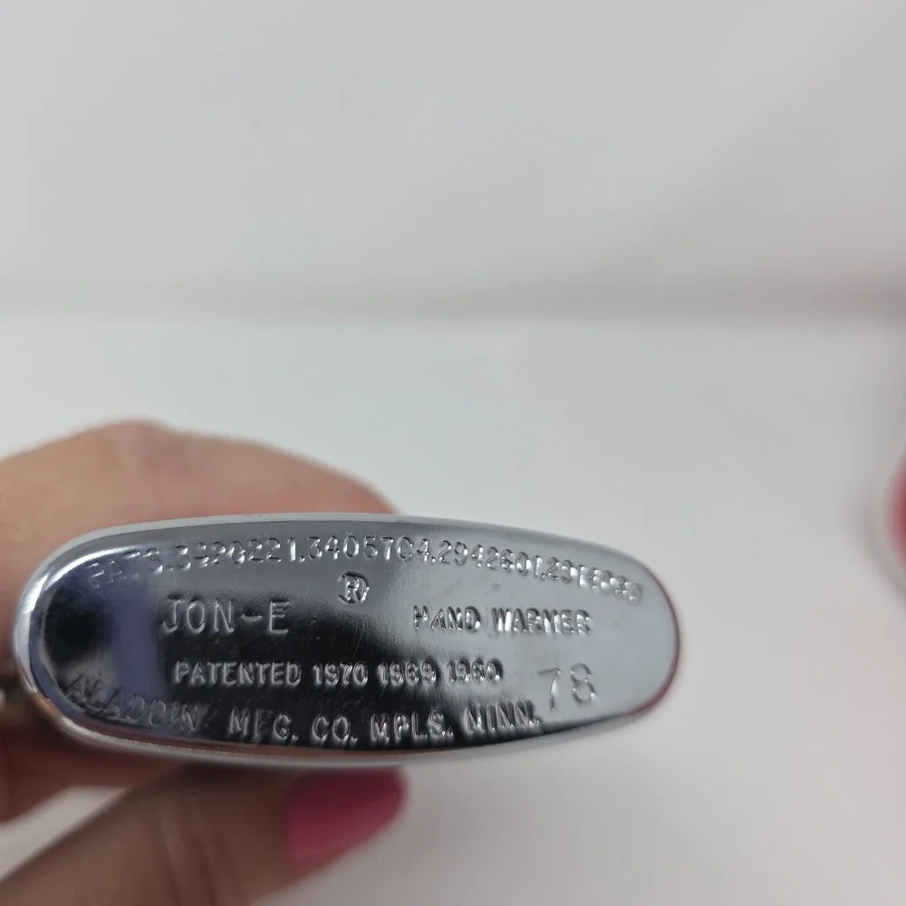 Jon-E GI Hand Warmer Standard Silver Patent Aladdin Labs Inc. USA Made Vintage